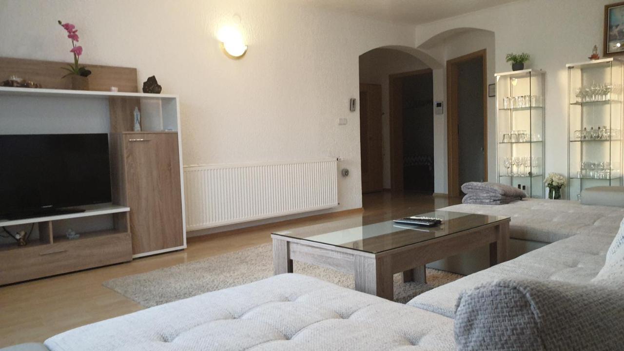 Ferienhaus Bucic Буйе Екстериор снимка